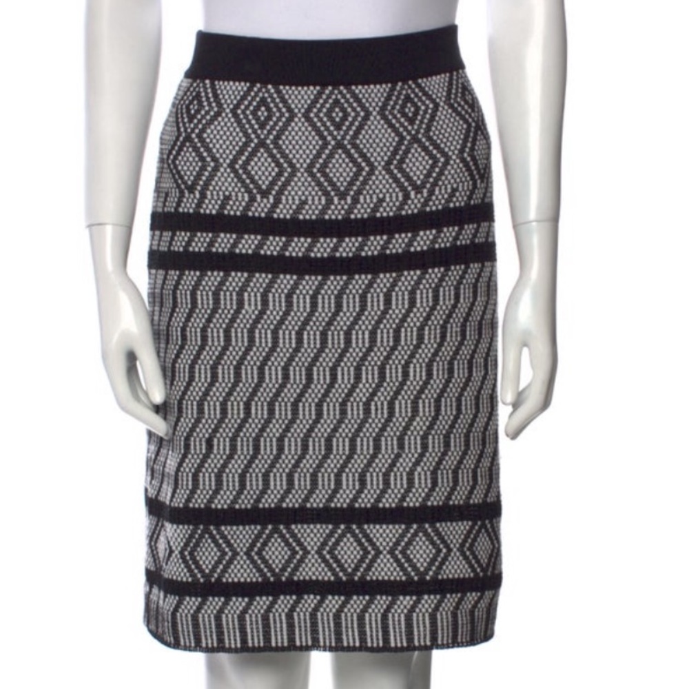 TESS GIBERSON DESIGNED BLACK AND WHITE  SKIRT